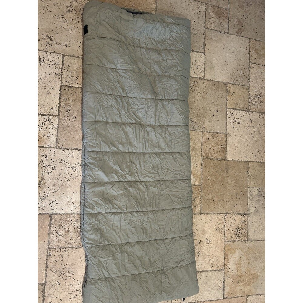 REI Nomad +30 Sleeping Bag with Stuff Sack Long 32” x 84”